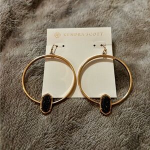 Kendra Scott Elora Hoop Earrings in Gold & Black Drusy
